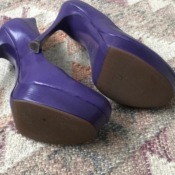 YSL Tribtoo Purple Pumps - Picture 5 of 5